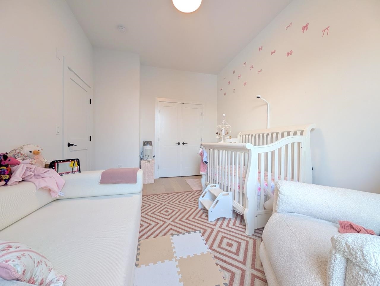 425 3RD ST Unit: 301