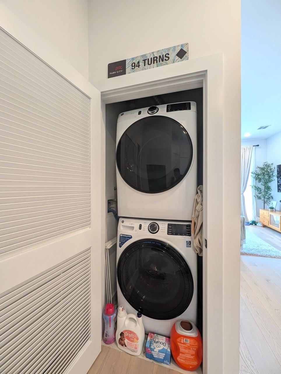425 3RD ST Unit: 301