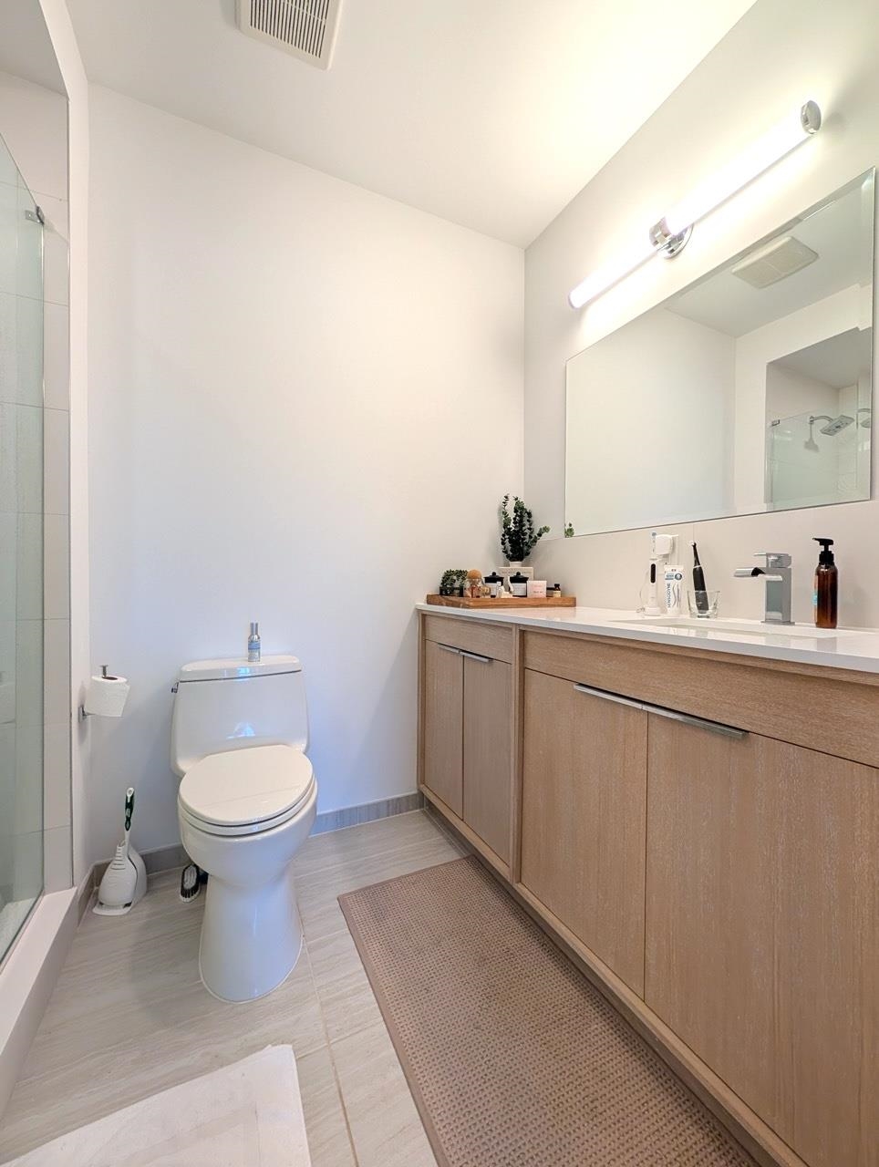 425 3RD ST Unit: 301