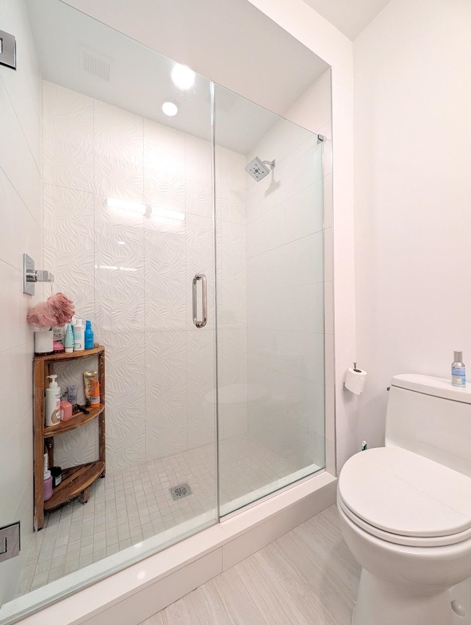425 3RD ST Unit: 301