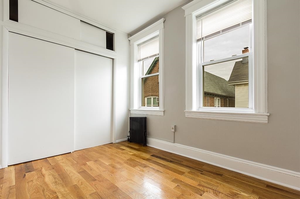 123-125 NEWMAN AVE