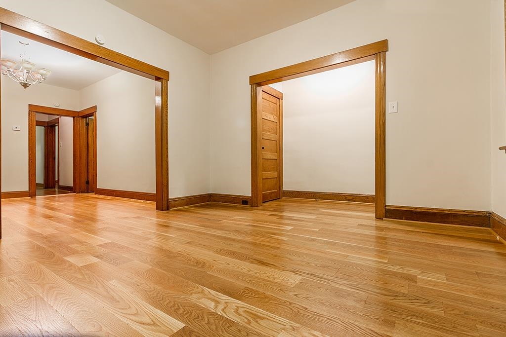 123-125 NEWMAN AVE
