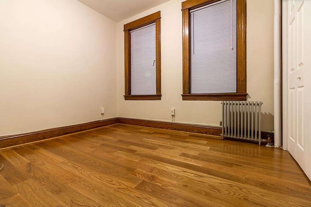 123-125 NEWMAN AVE