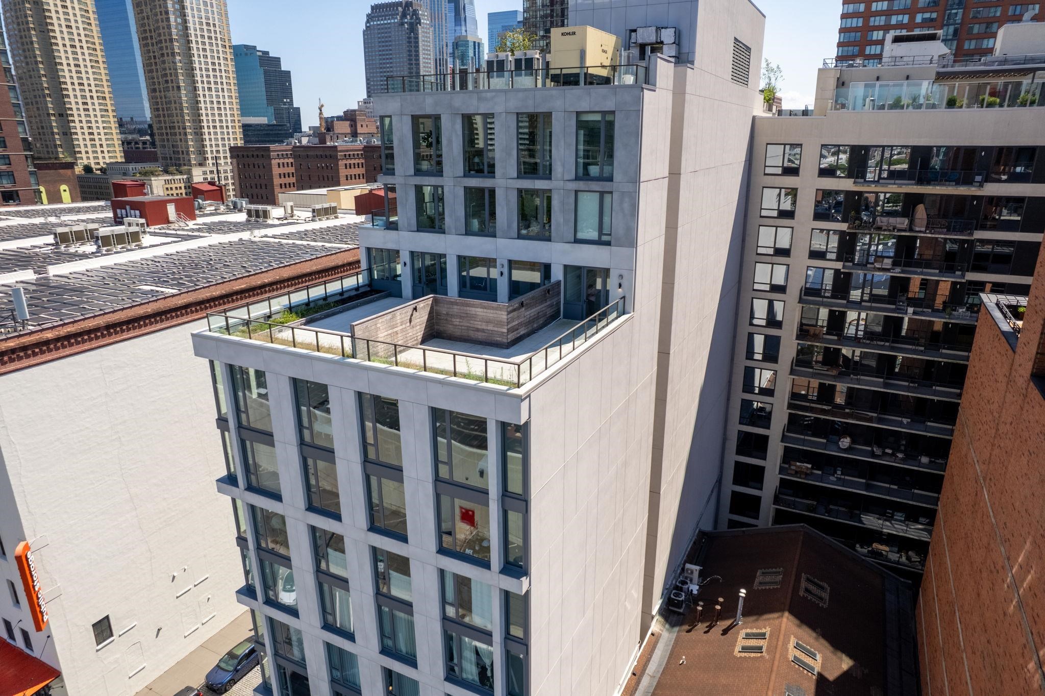 144 1ST ST Unit: 9N