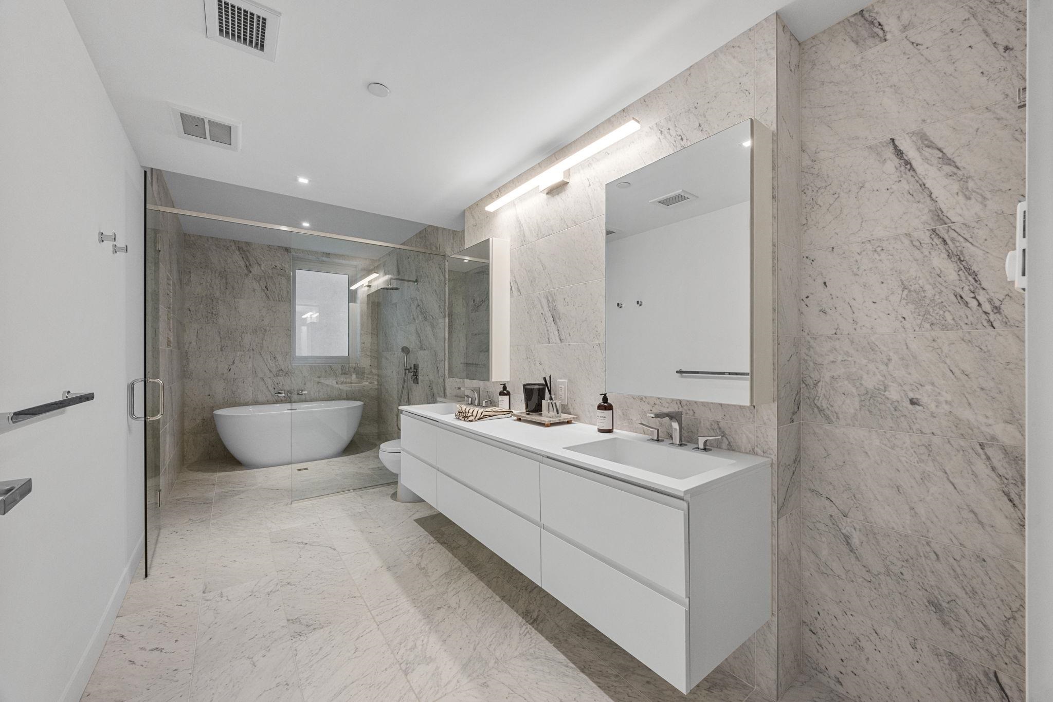 144 1ST ST Unit: 9N