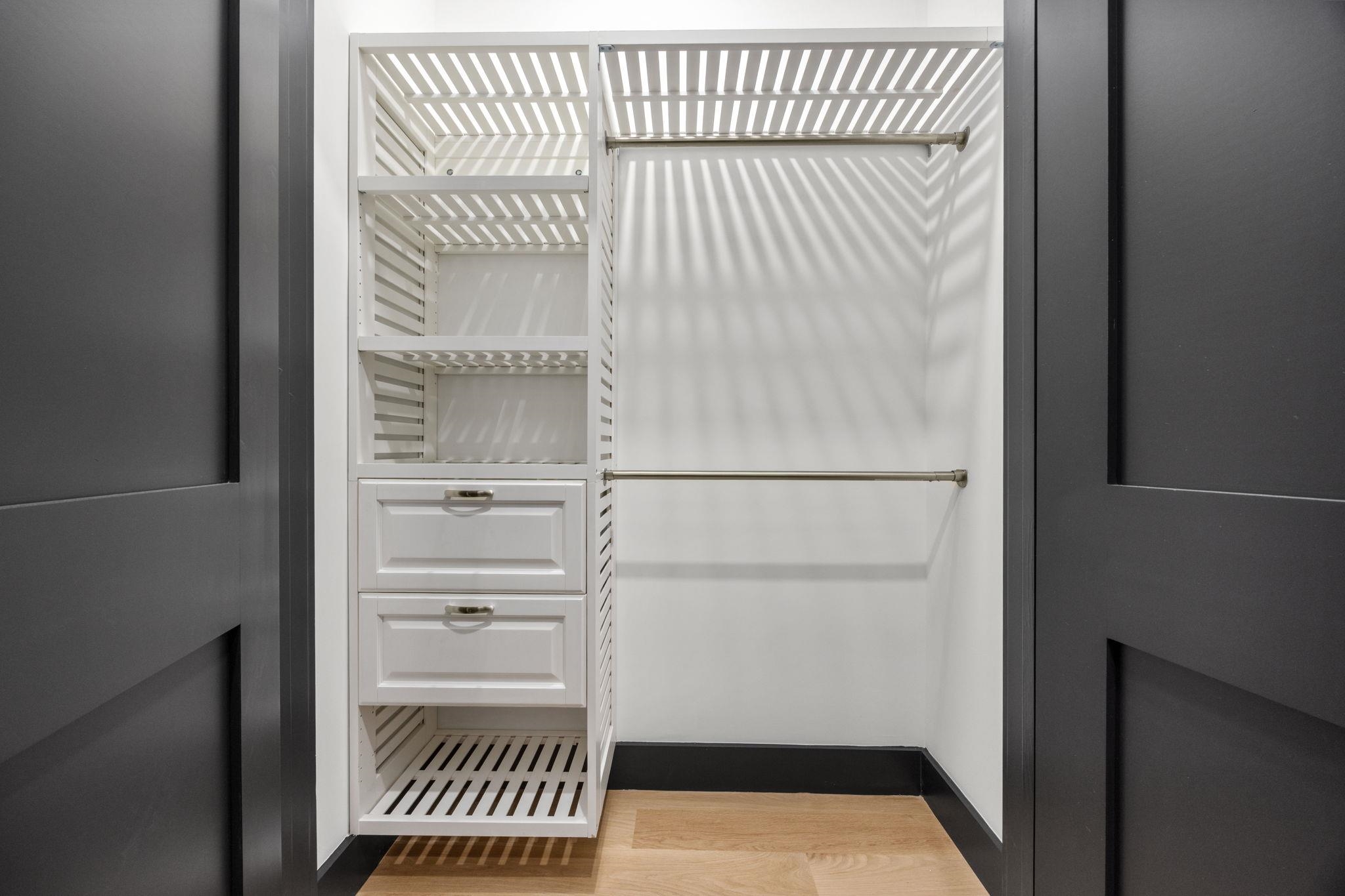 109 WEBSTER AVE Unit: 2