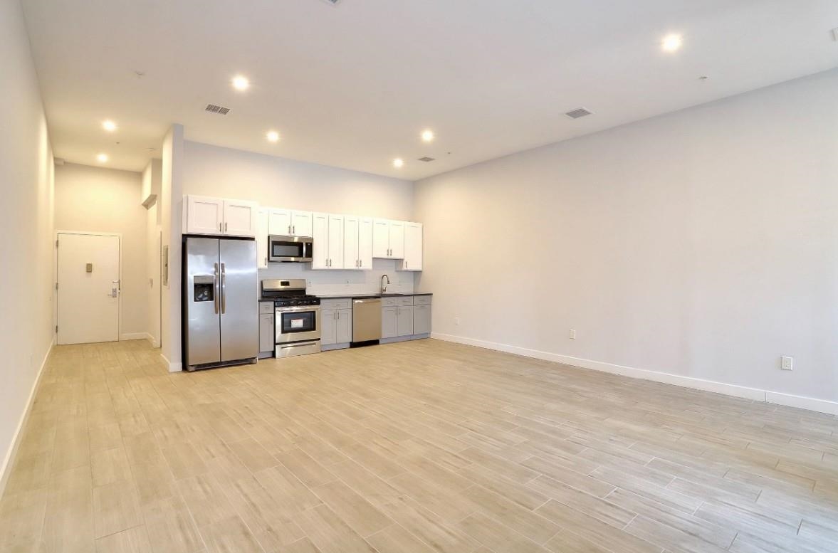 502 BROADWAY