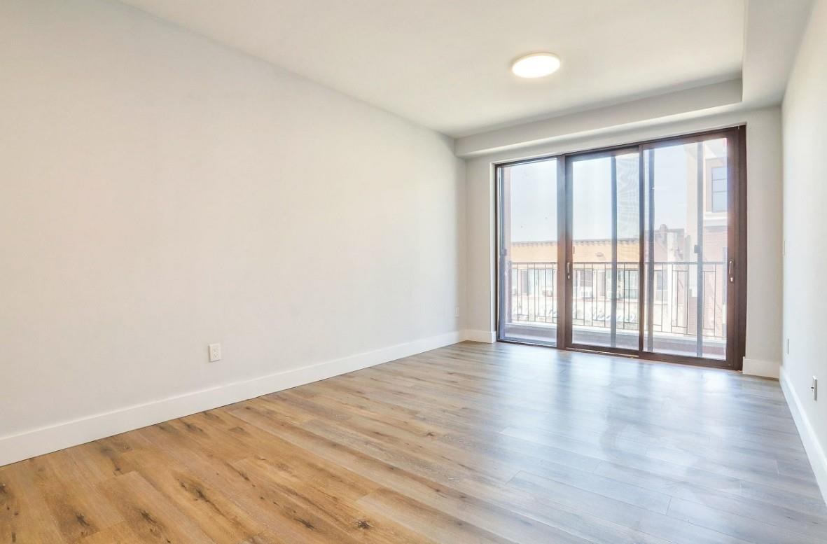 502 BROADWAY