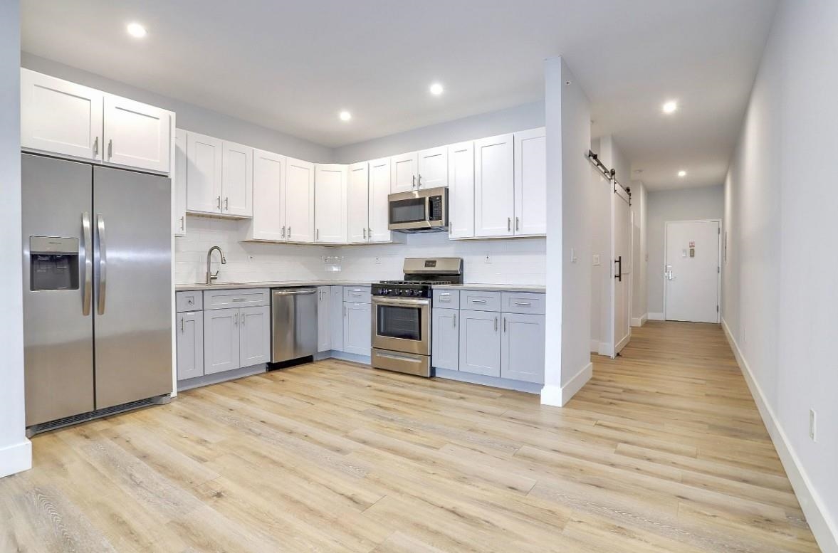 502 BROADWAY