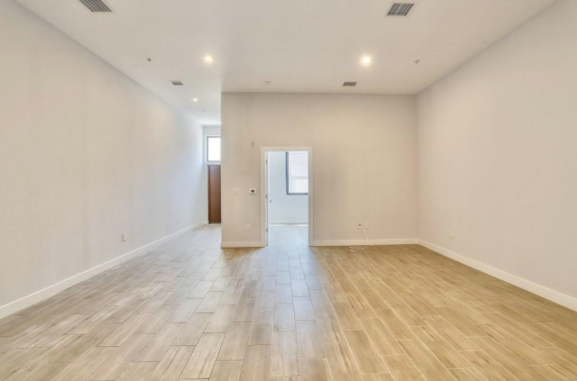 502 BROADWAY