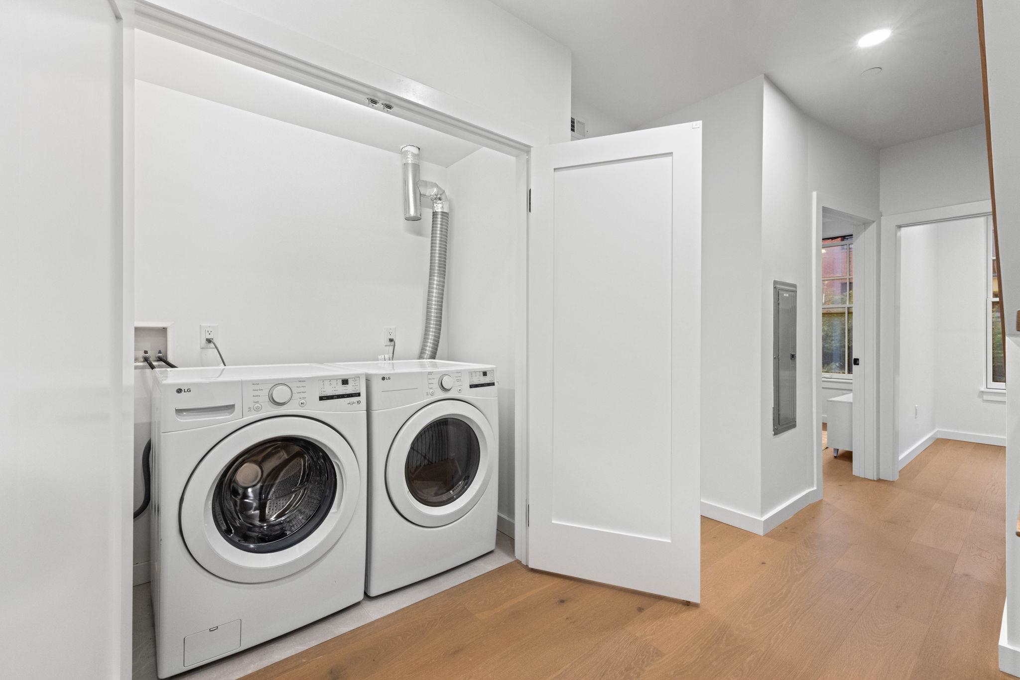 316 BARROW ST Unit: 2