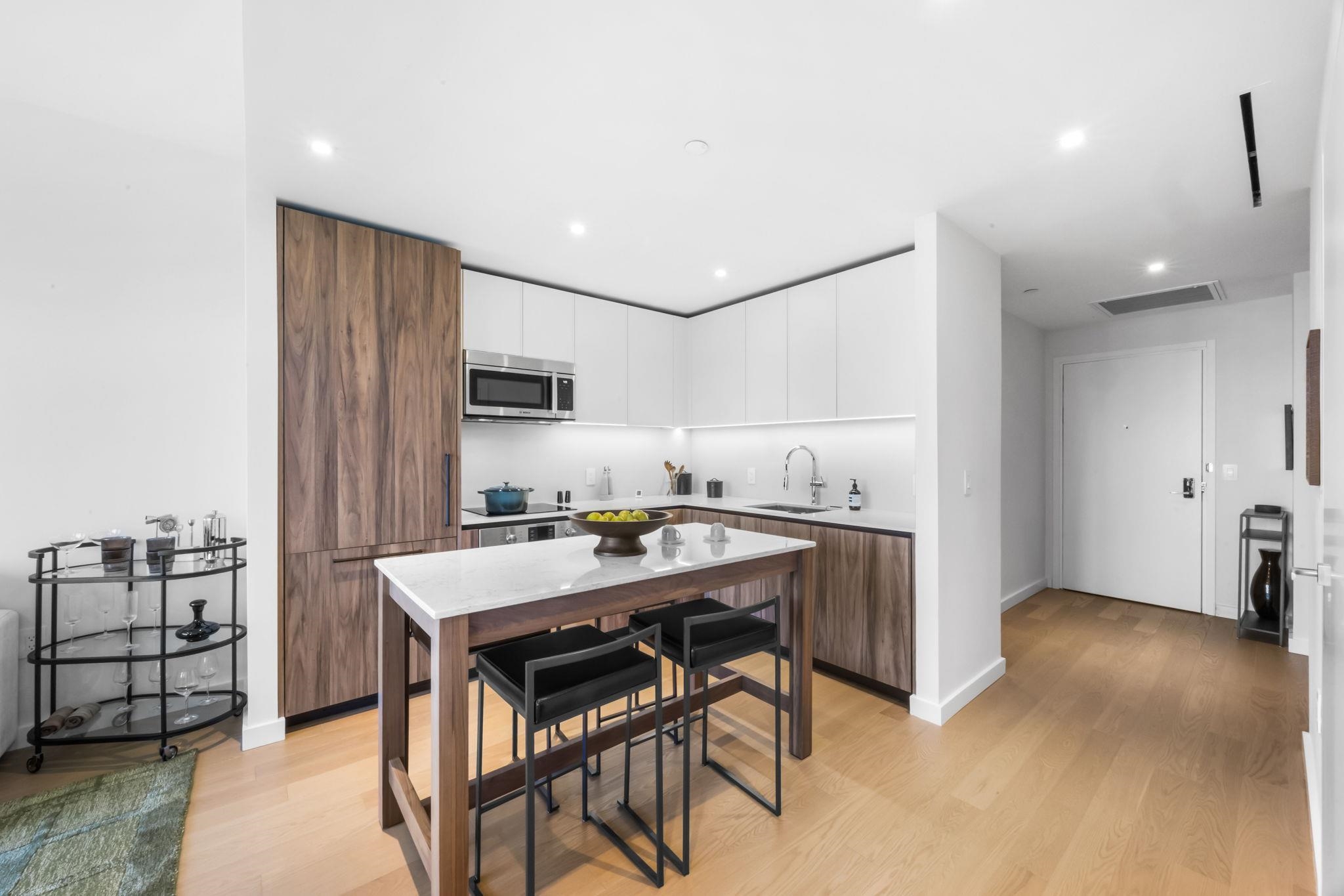 387 8TH ST Unit: 5O