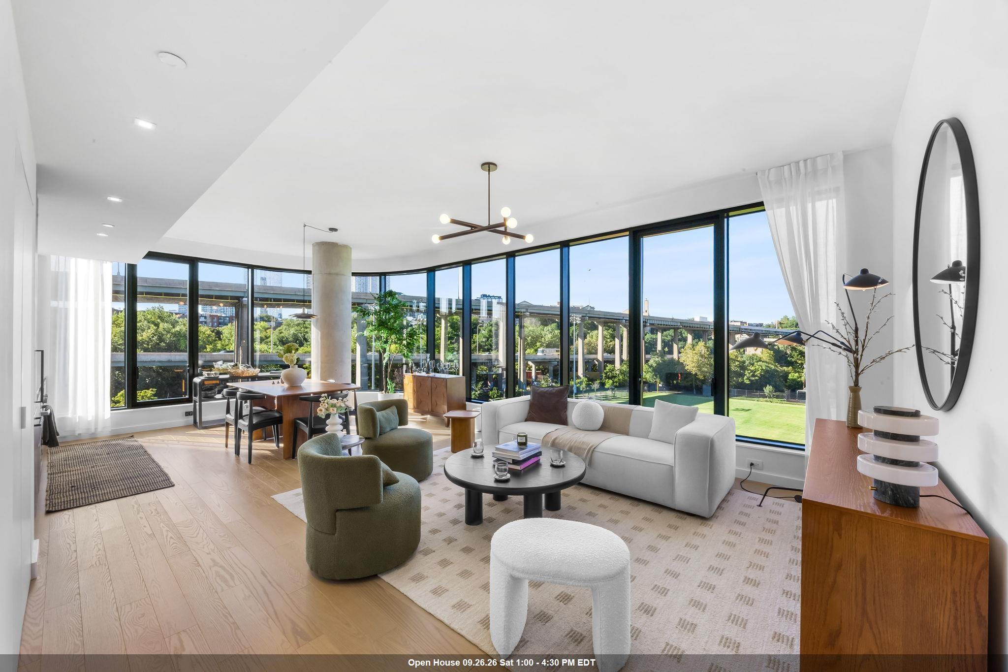 387 8TH ST Unit: 7V