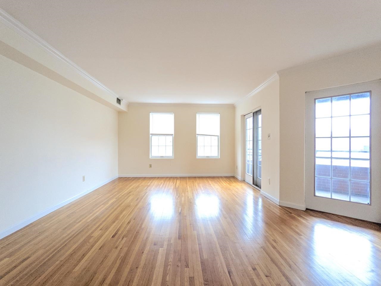 1001 CLINTON ST Unit: 5C