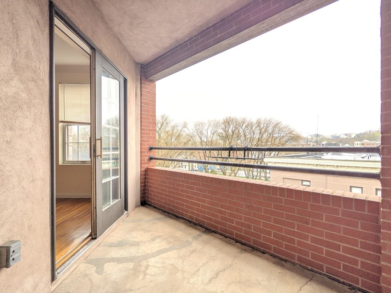 1001 CLINTON ST Unit: 5C