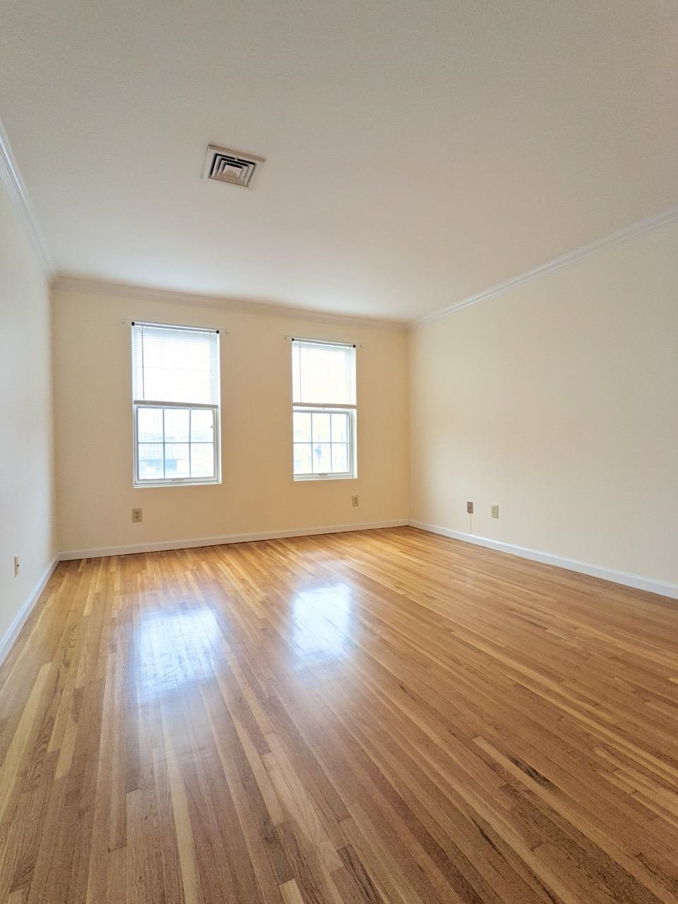 1001 CLINTON ST Unit: 5C