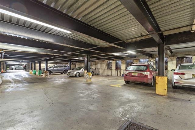 1001 CLINTON ST Unit: 5C