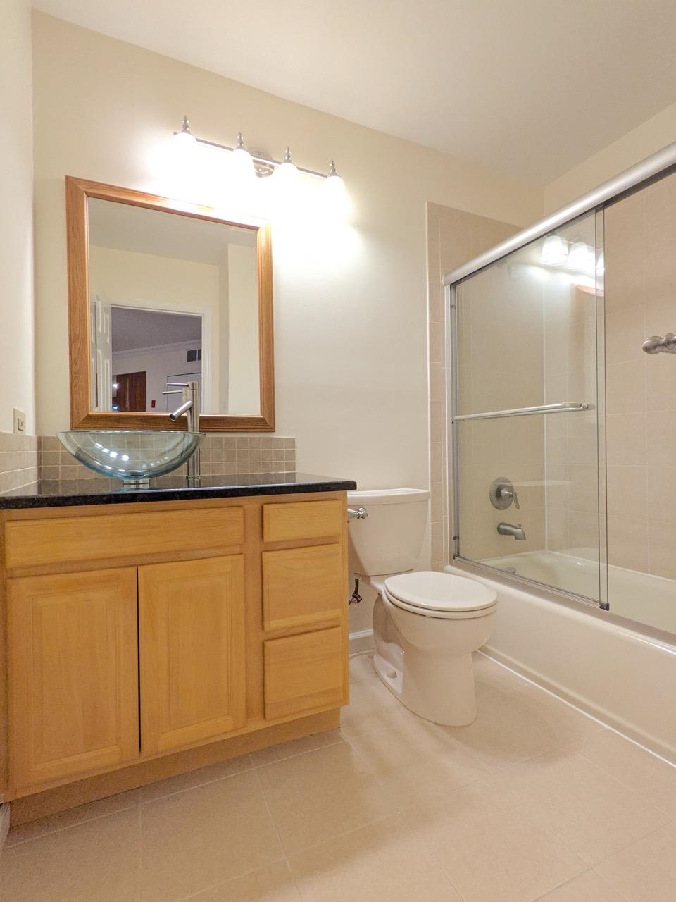 1001 CLINTON ST Unit: 5C