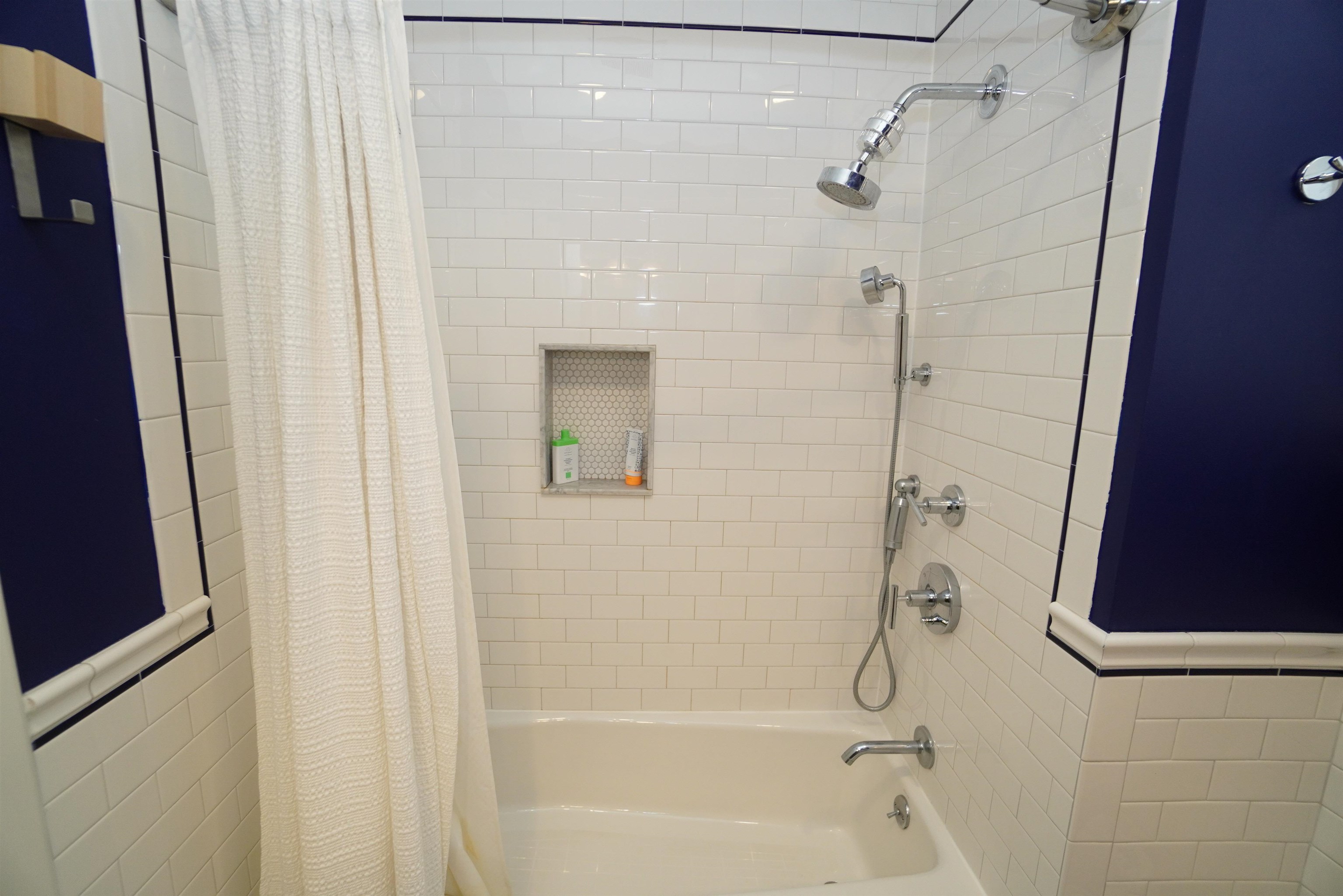 107 BOWERS ST Unit: 1R (101)