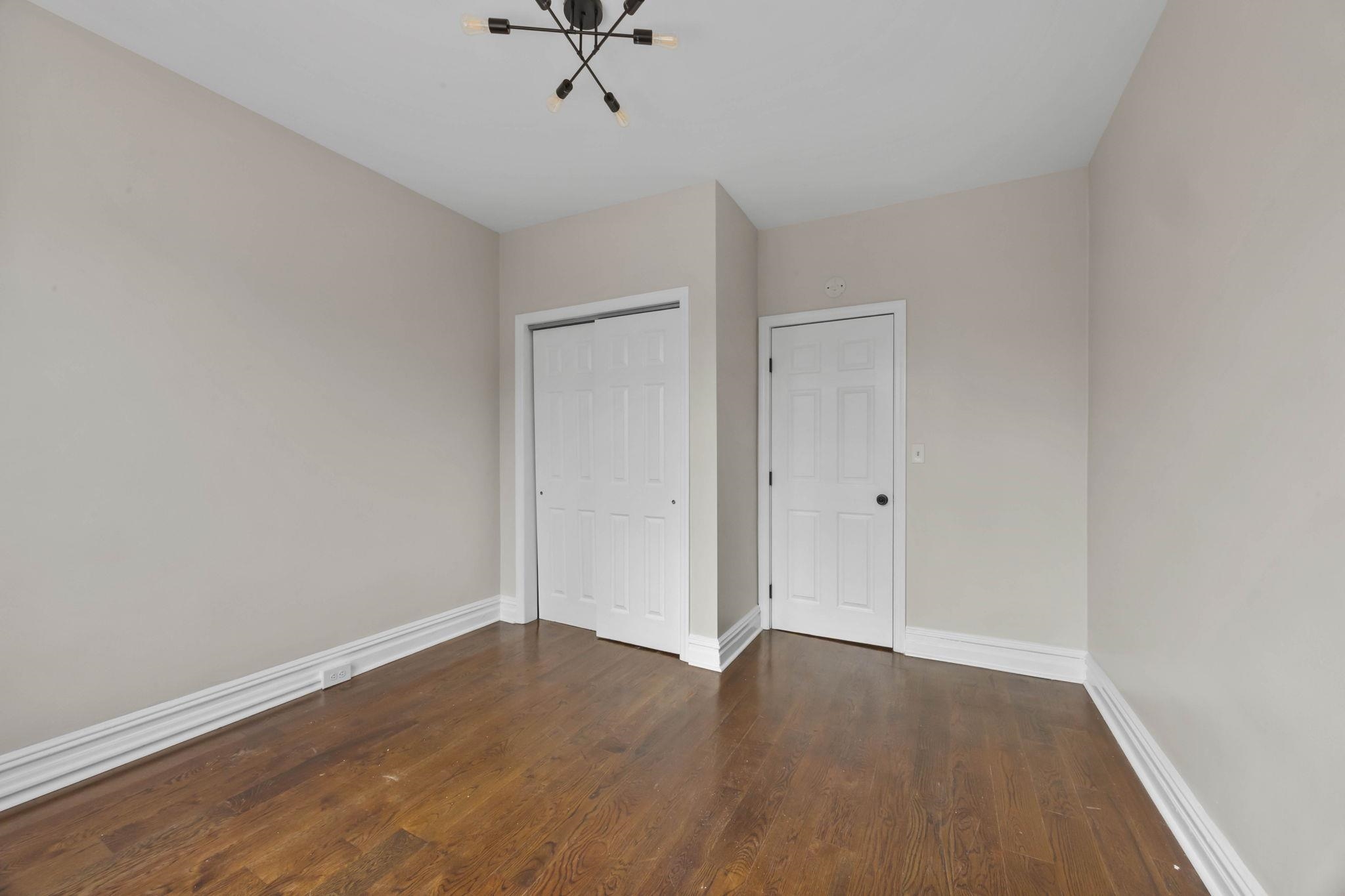 7 EDWARDS CT
