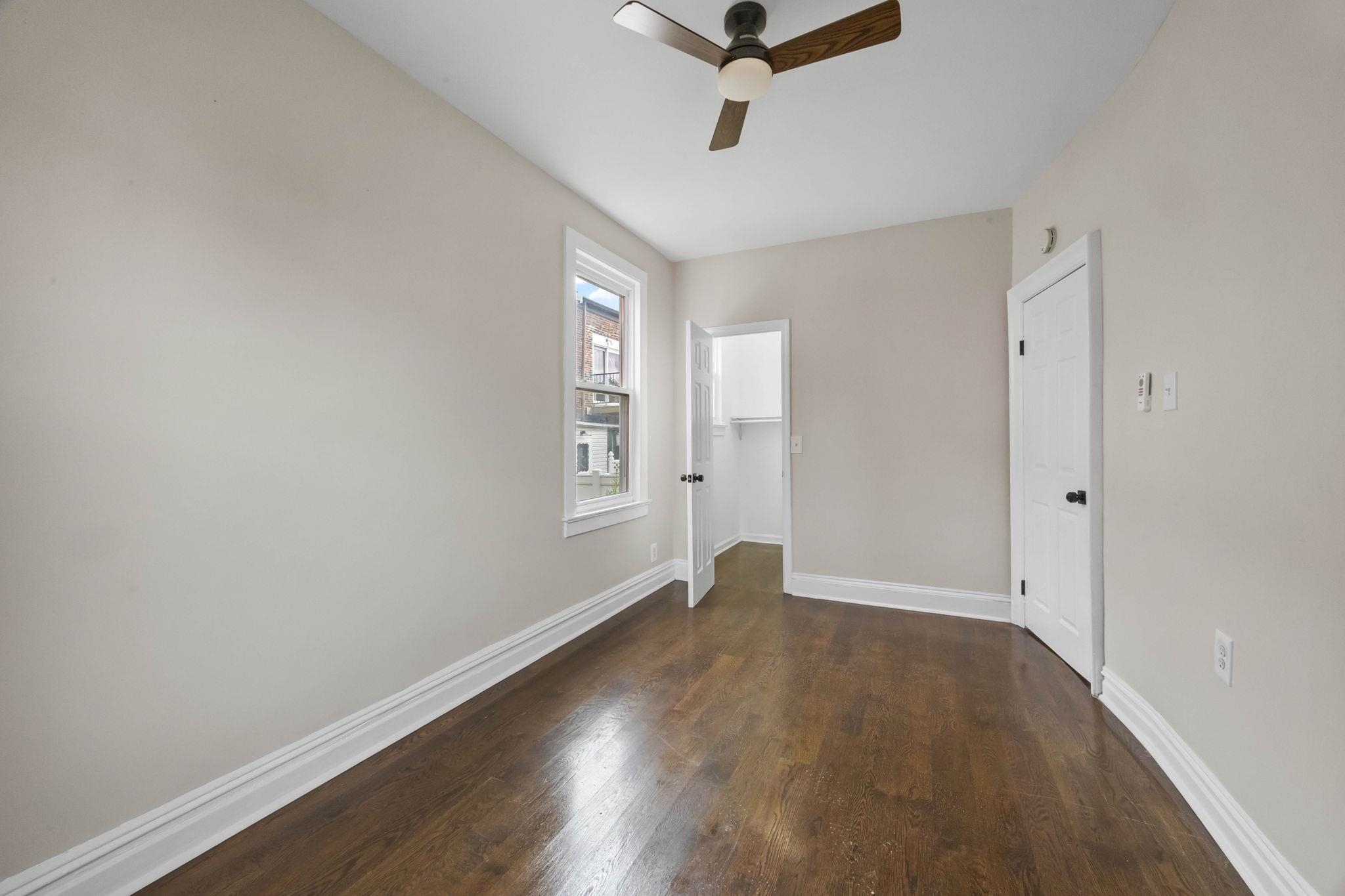 7 EDWARDS CT