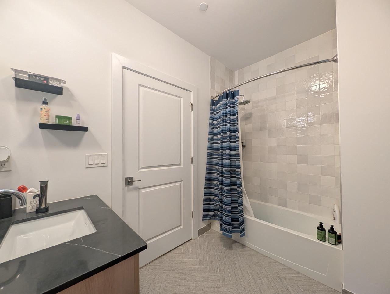 348 BALDWIN AVE Unit: 301