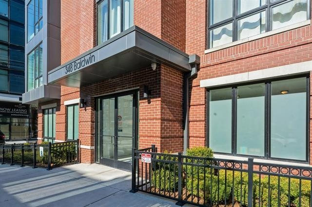 348 BALDWIN AVE Unit: 301