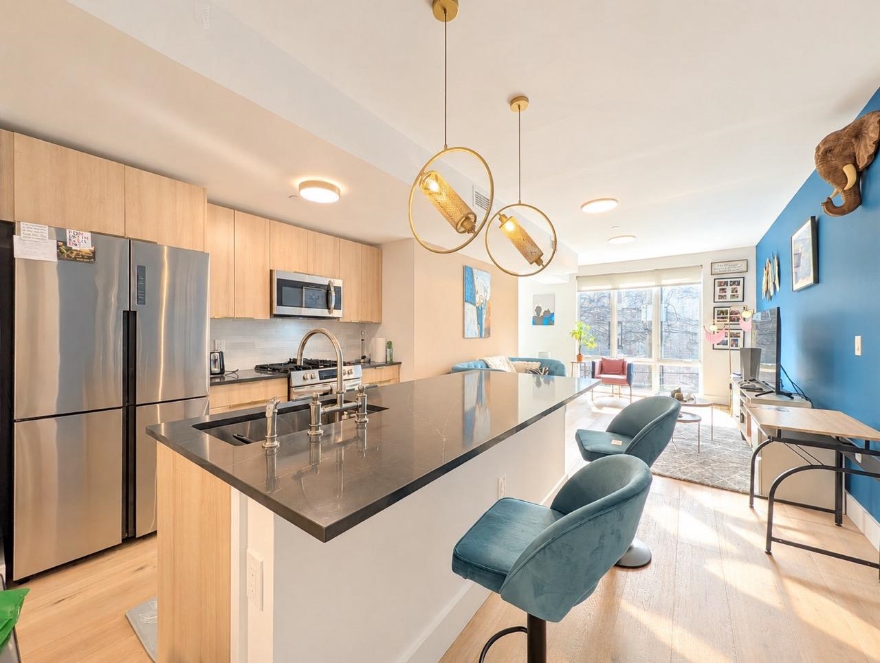 348 BALDWIN AVE Unit: 301