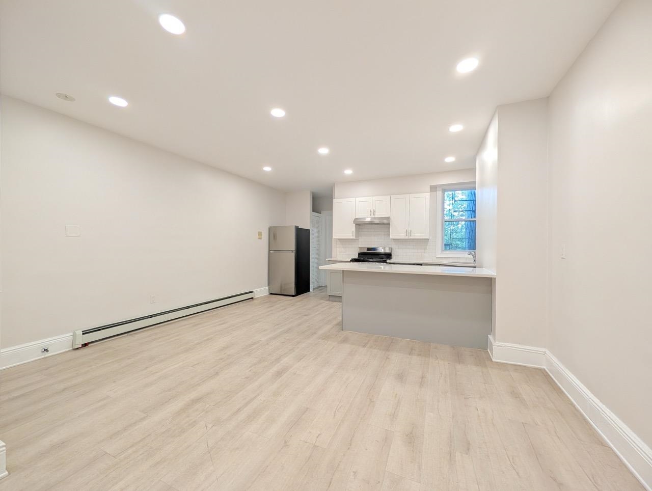 116A BOORAEM AVE Unit: 2