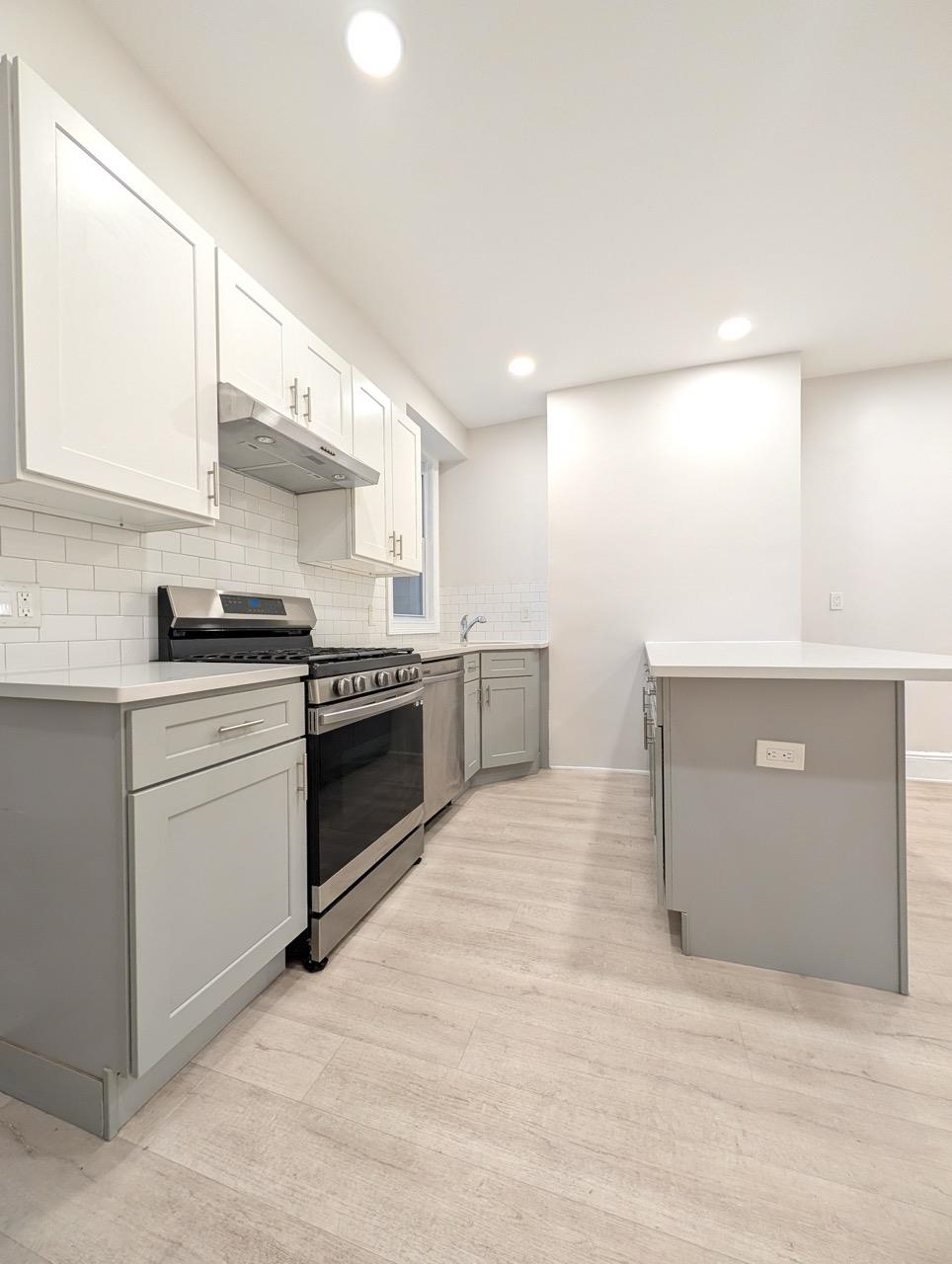 116A BOORAEM AVE Unit: 2