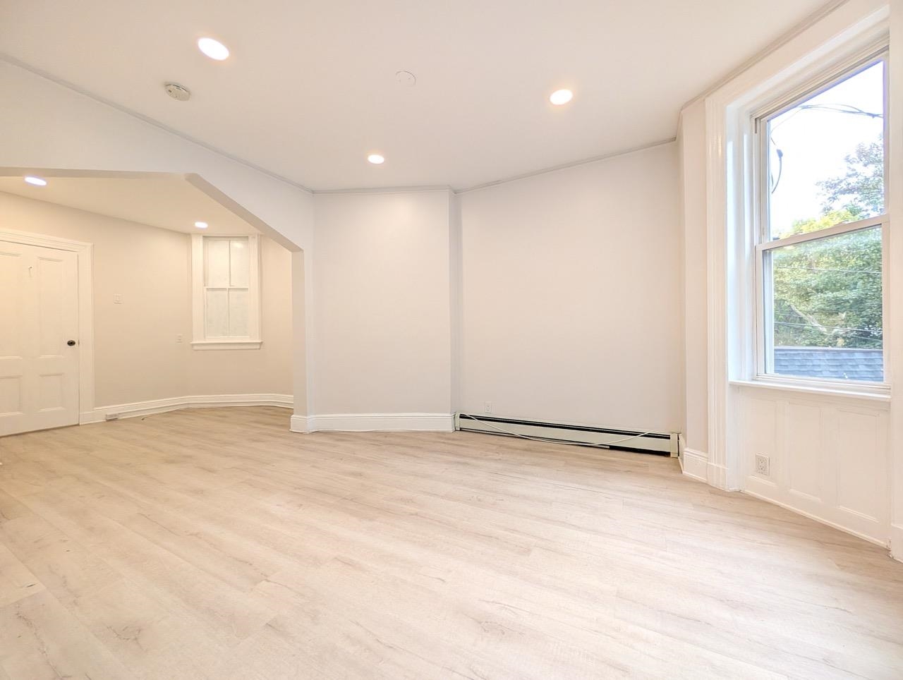 116A BOORAEM AVE Unit: 2