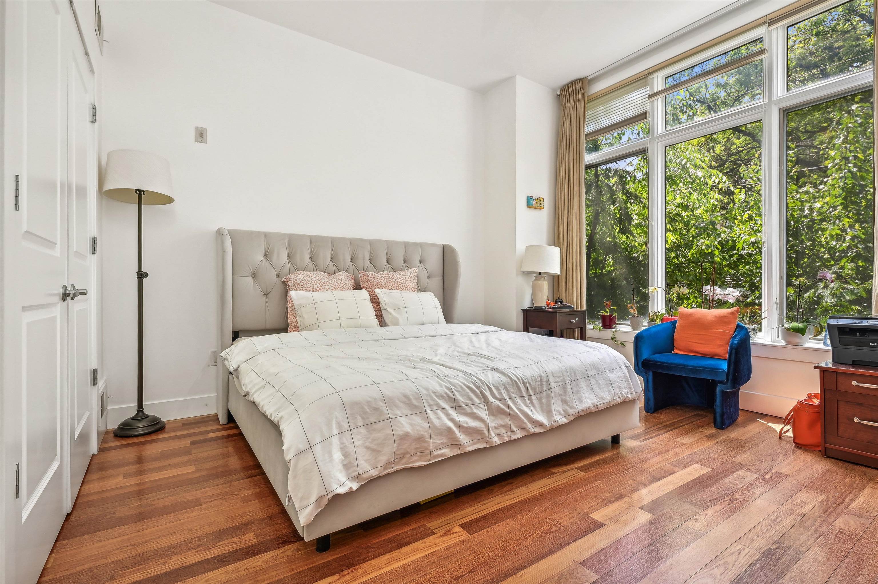 78 WAYNE ST Unit: 202