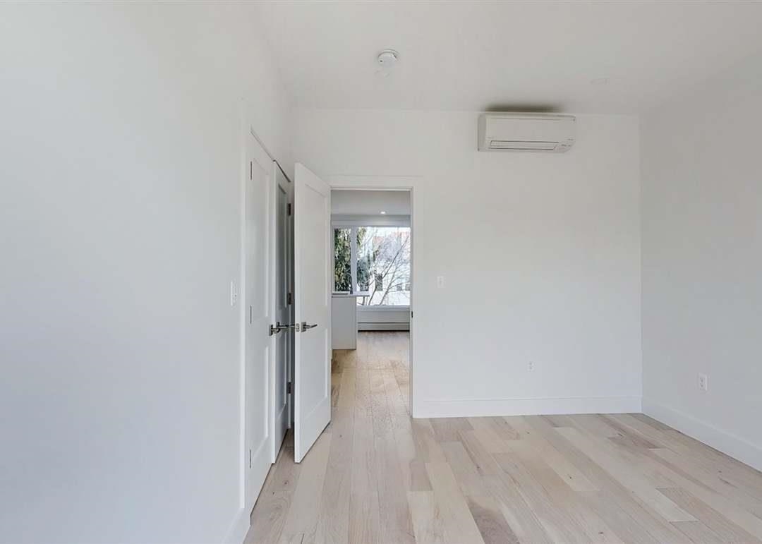 66 CHARLES ST