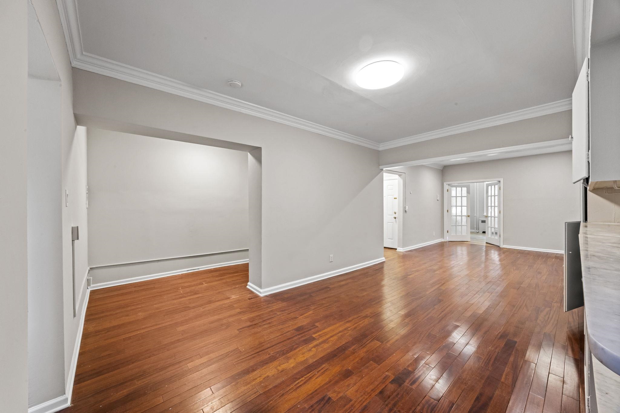 681 BERGEN AVE