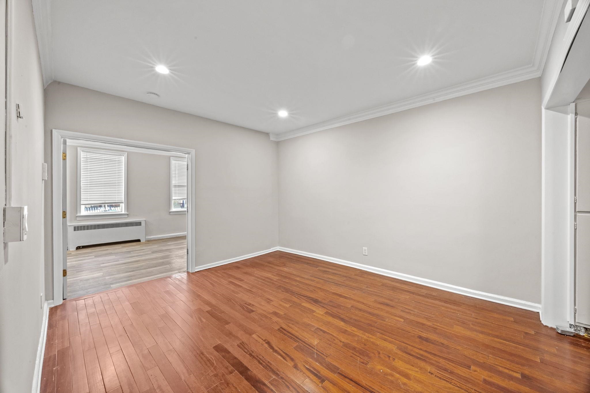 681 BERGEN AVE