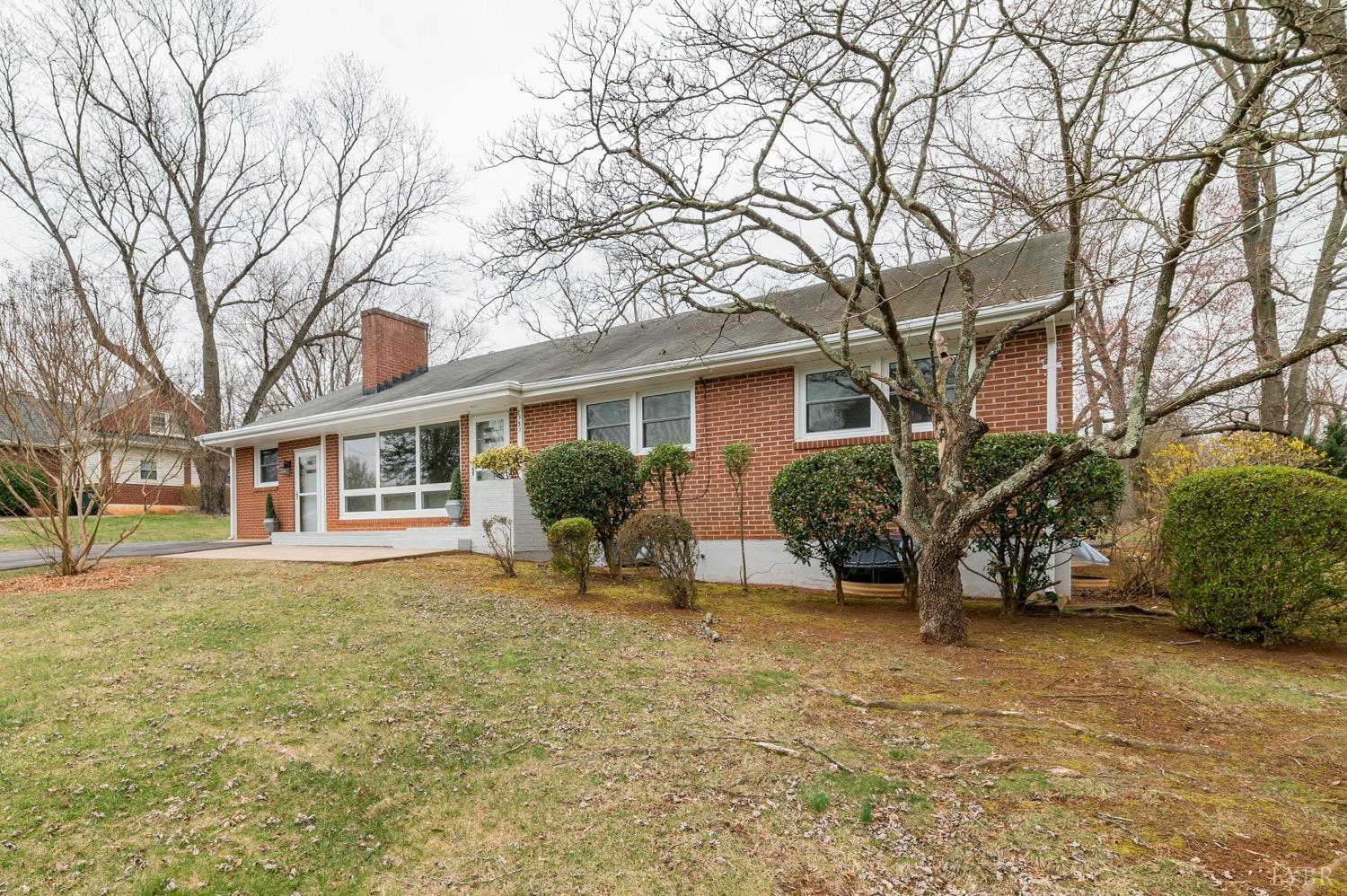 7131 Meadowbrook Road