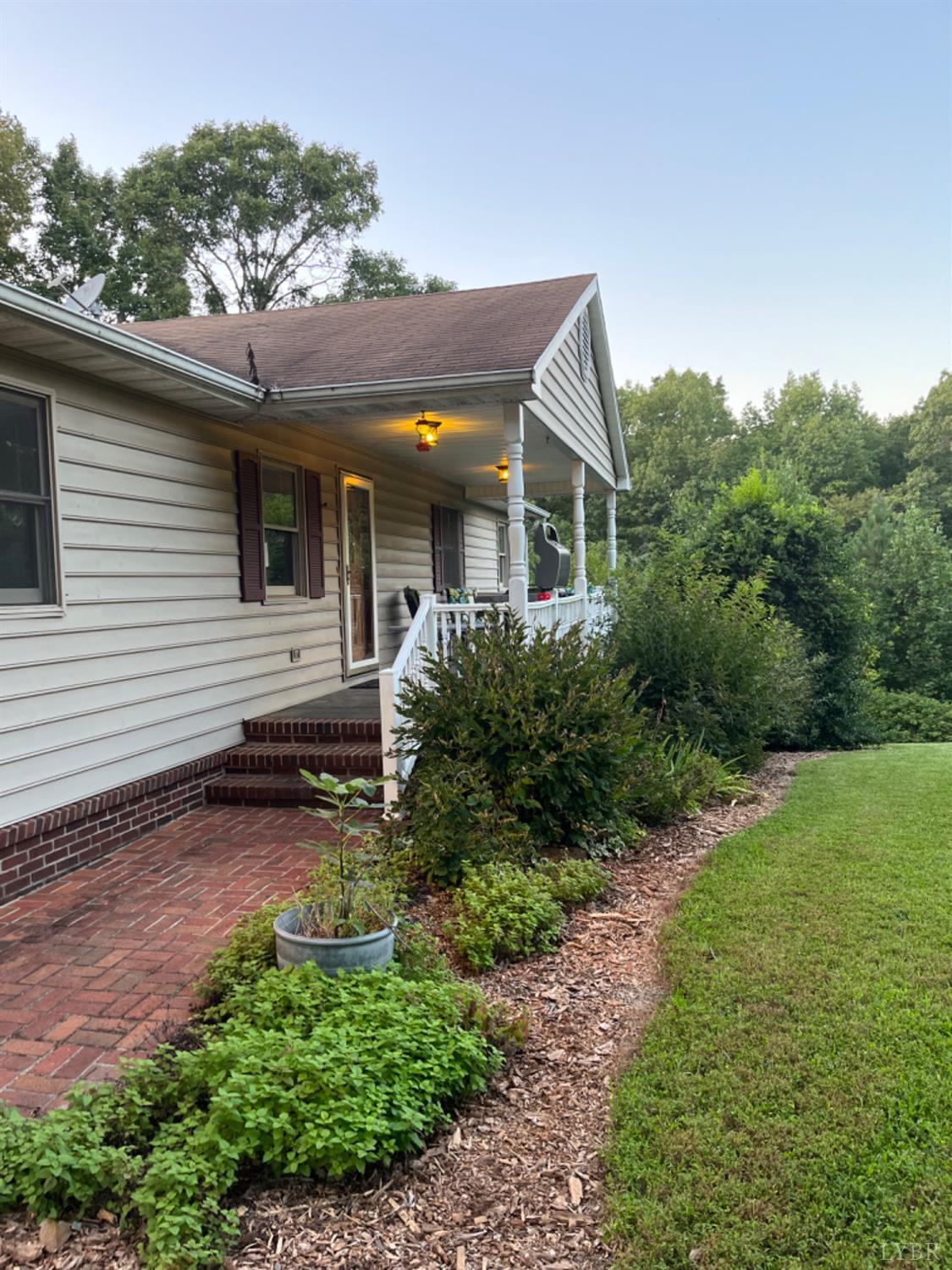 1598 Little Dogwood Road