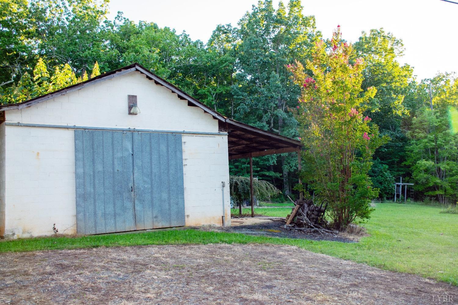 1598 Little Dogwood Road