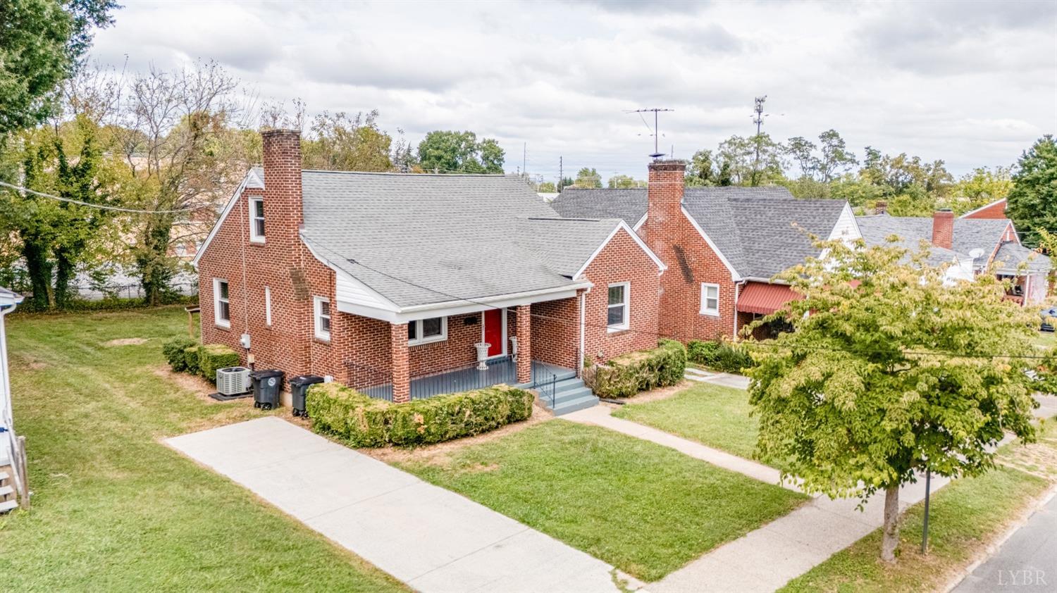 2219 Park Place