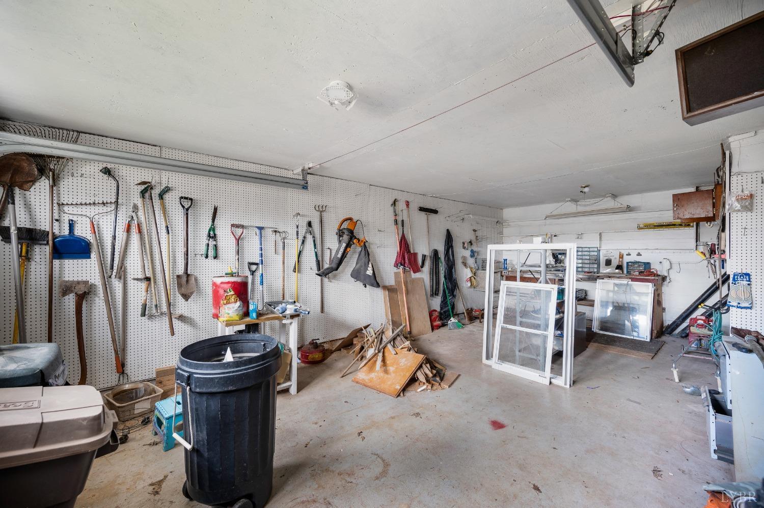 561 Westview Circle