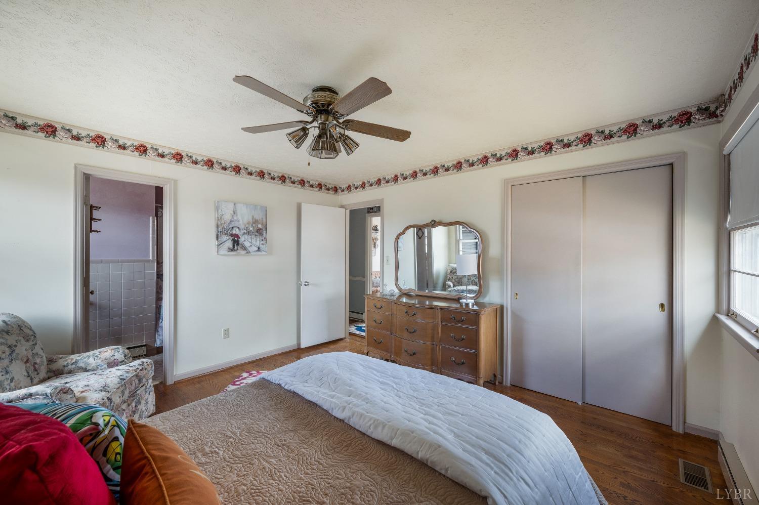 561 Westview Circle