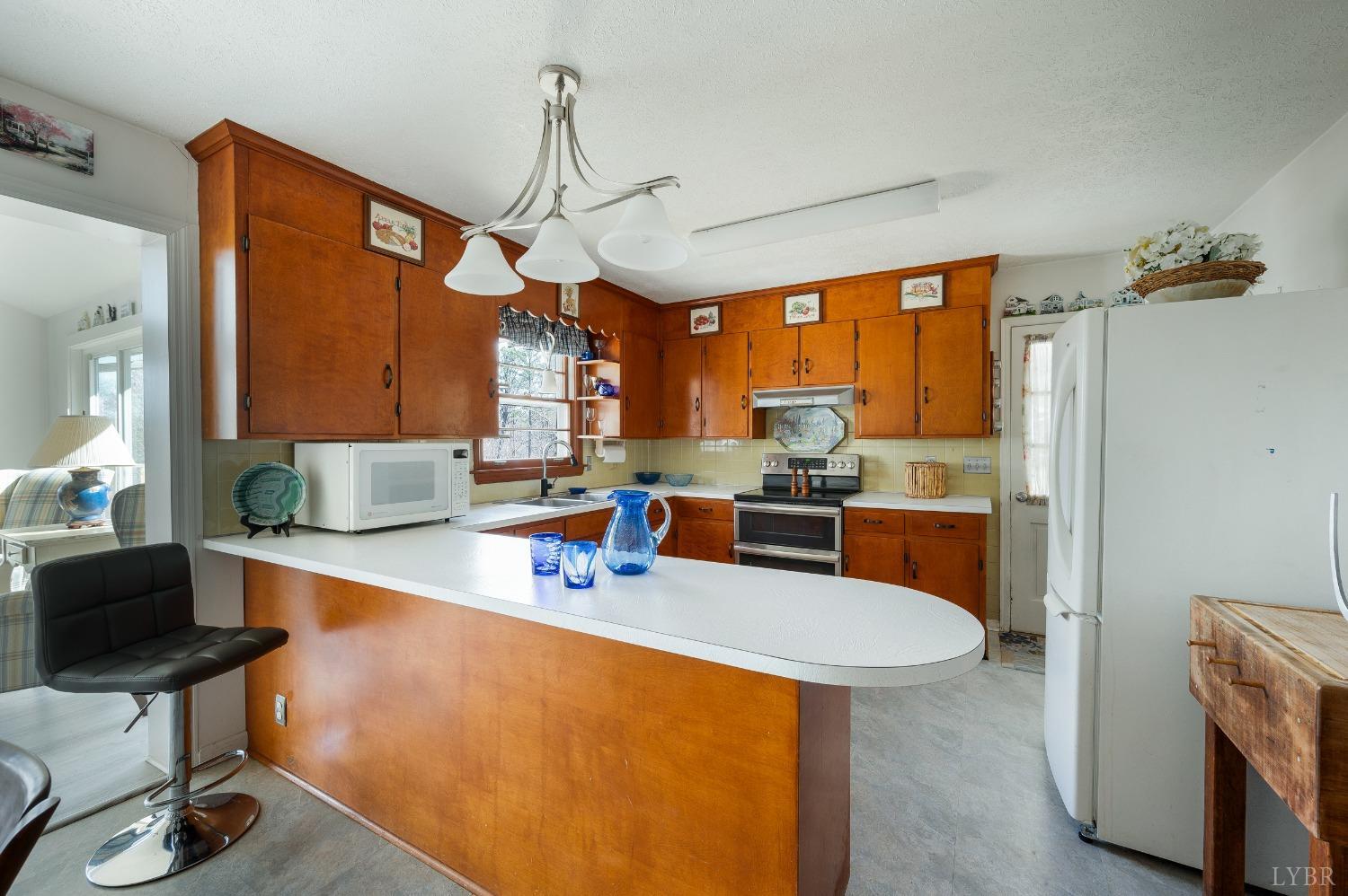 561 Westview Circle