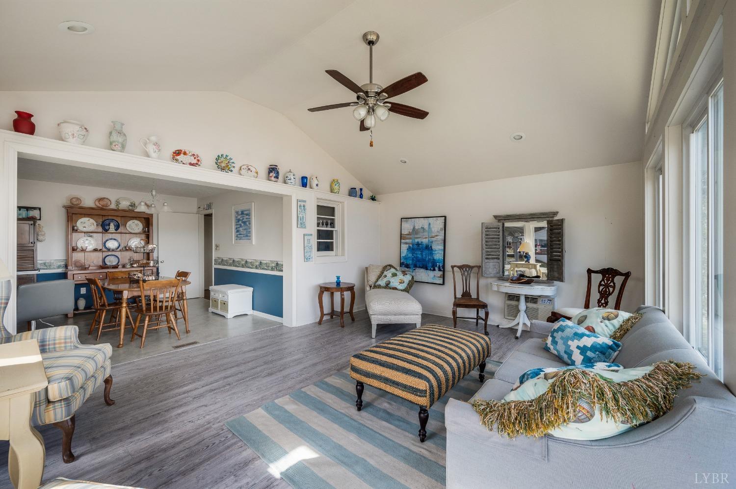561 Westview Circle