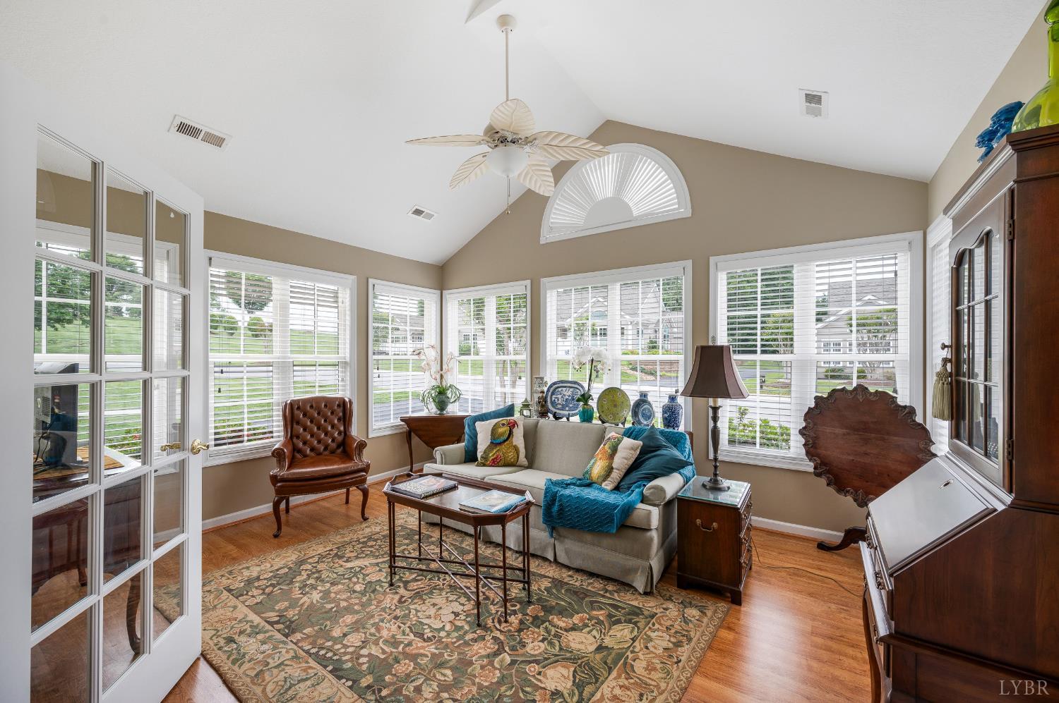 1384 Jefferson Way