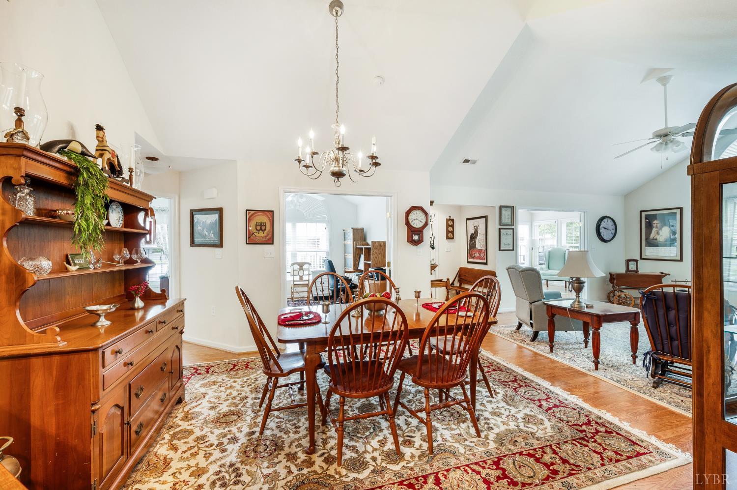 1183 Jefferson Way