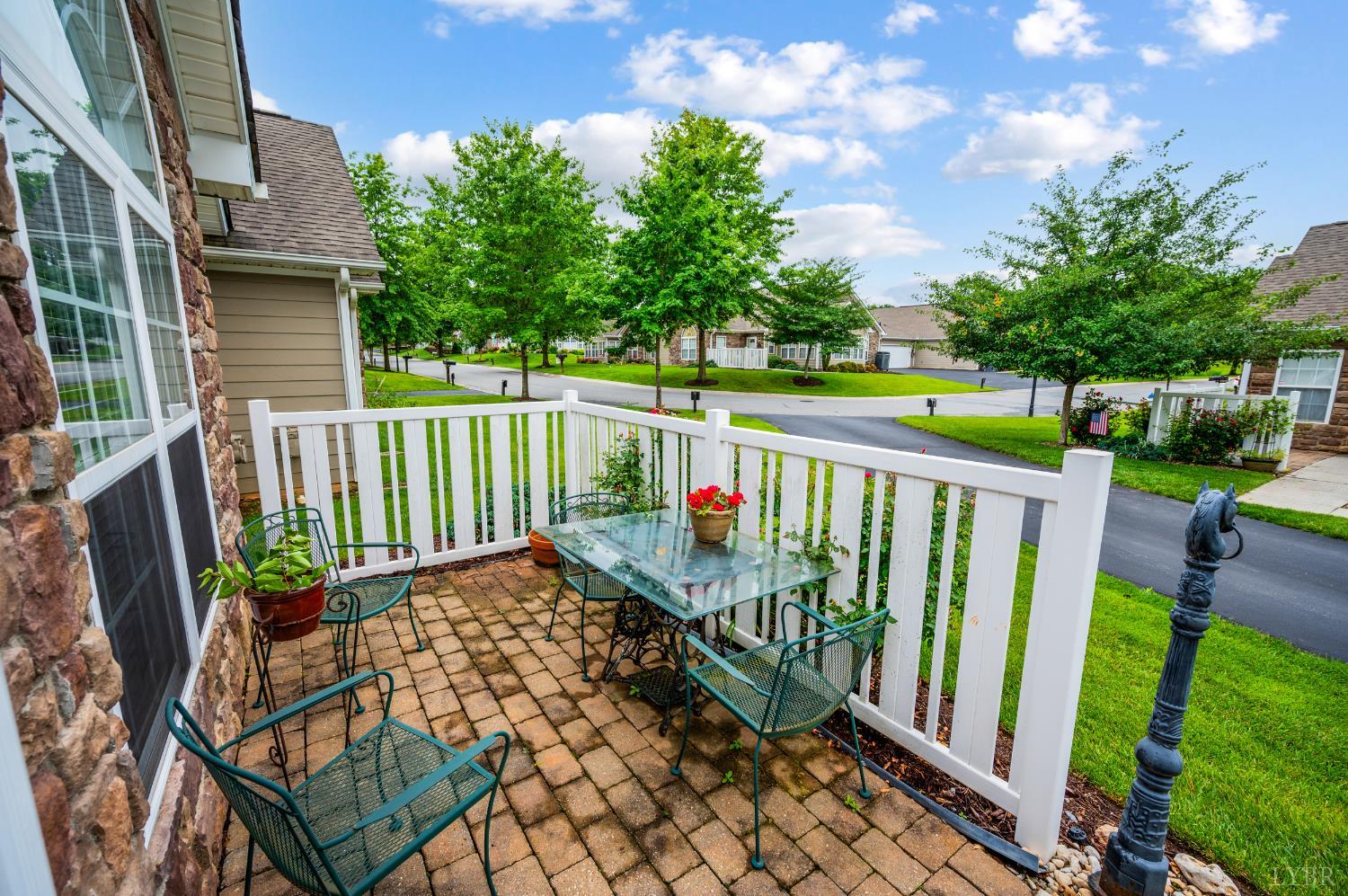 1183 Jefferson Way