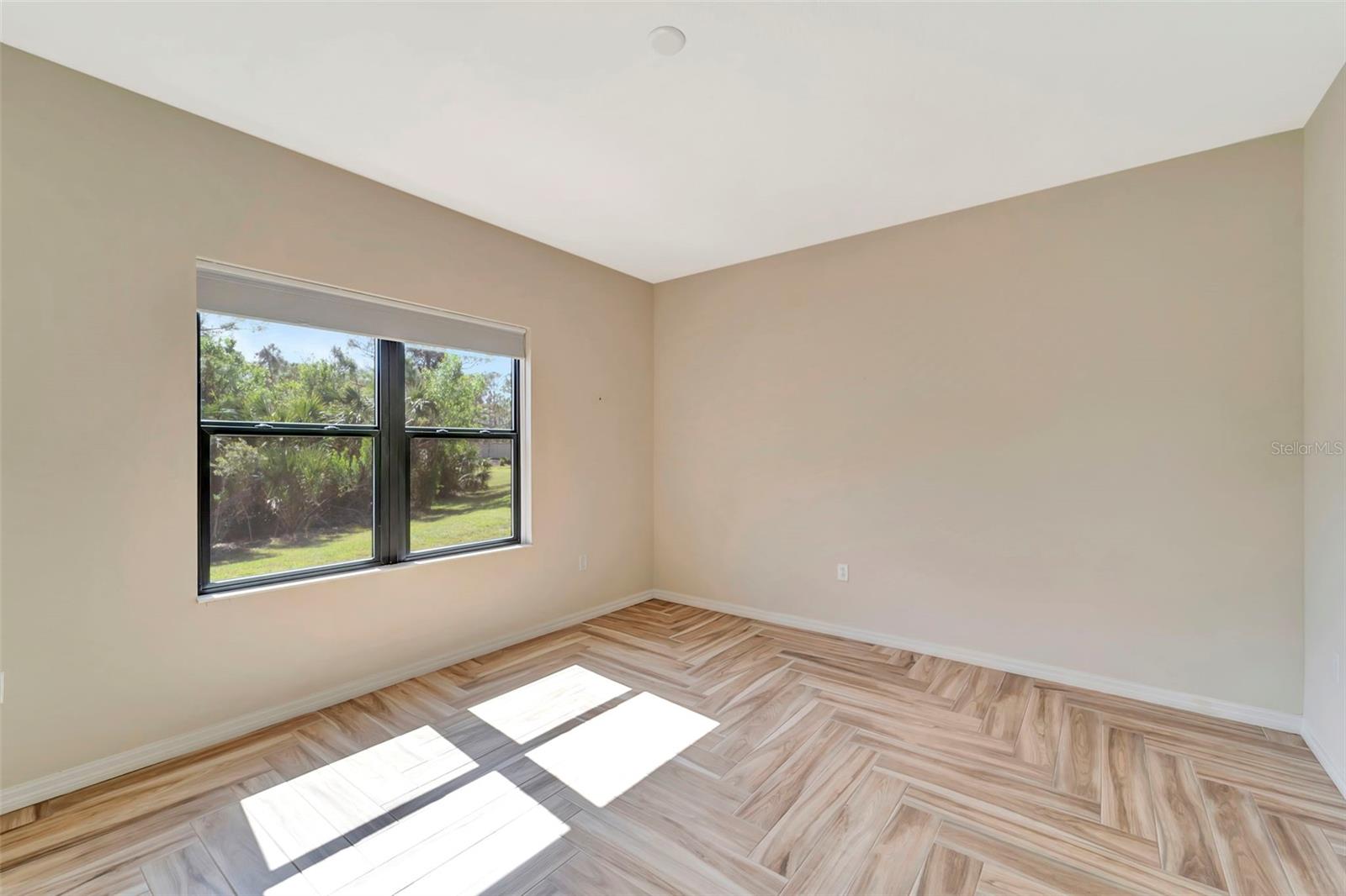 324 CASALINO DR
