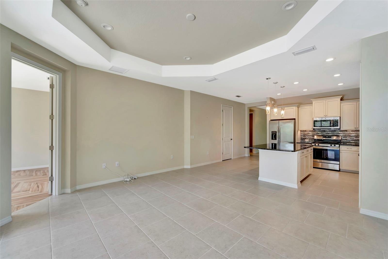 324 CASALINO DR