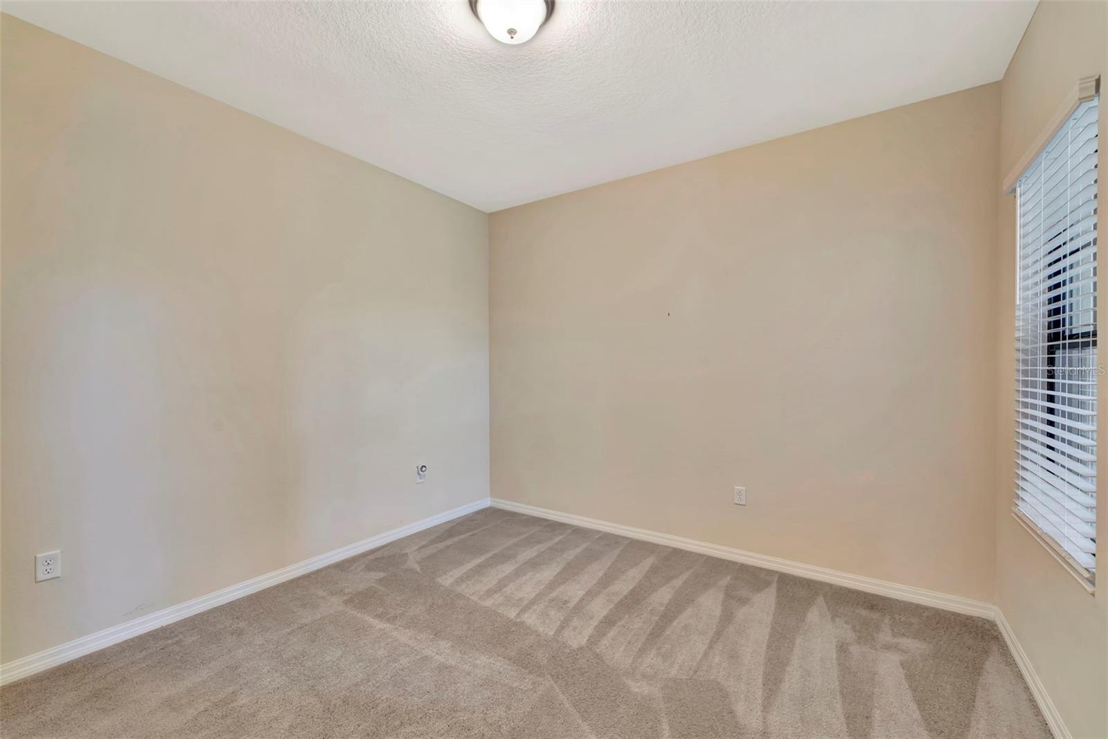 324 CASALINO DR