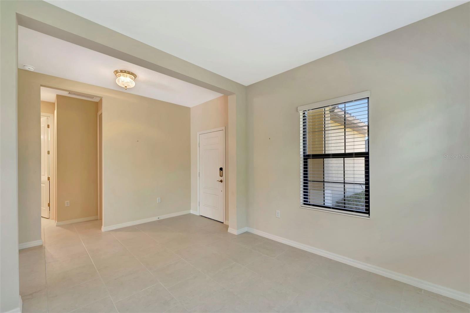 324 CASALINO DR